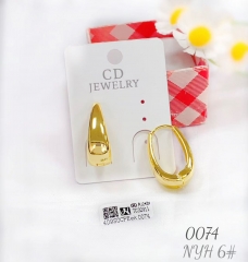 Simple style gold earring