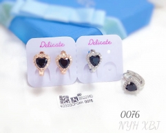 Heart black color exquisite earring