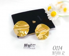 Round style gold earring