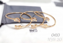 Moon style gem bangle set