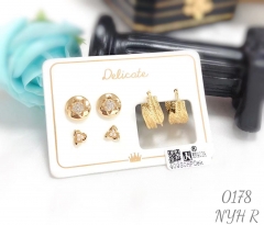 Simple style gold earring