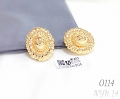 Flower style gold earring