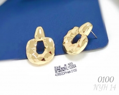 Hollow style gold earring