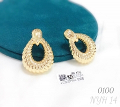 Hollow style gold earring