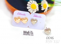 Heart shape polishing stud earring