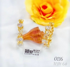 Dazzling shiny gem gold earring