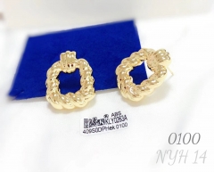 Hollow style gold earring