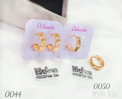 Irregular style polishing gold earring