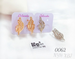 Irregular style gem earring