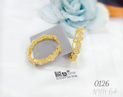 Simple irregulat style gold earring