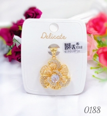 Flower gem gold color pendant