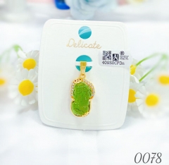 Green pattern exquisite pendant