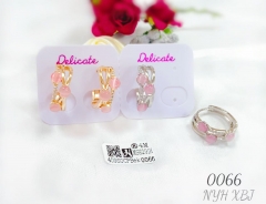 Irregular style pink pearl earring