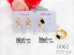 Pink/black zircon gold color earring