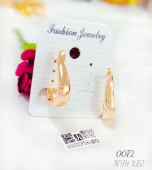 Simple rose gold color earrings