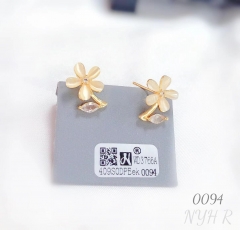 Flower gorgeous popular stud earring