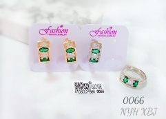 Whiter green zircon shiny earring