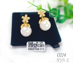 Dazzling flower style pearl pendant earring