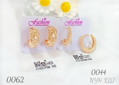 Irregular rose gold color earring