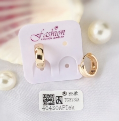 Simple fine rose gold color earring