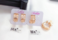 Gorgeous fine rose gold color earring