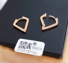 Simple rose gold color earring