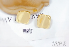 Square model smooth gold/silver color earring