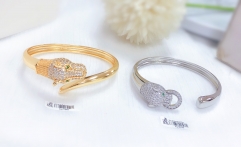 Full diamond shiny style leopard model bangle