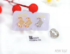 Four leaf model exquisite earring