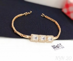 Dazzling shing zircon bangle