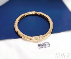 Gorgeous high single bangle