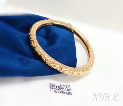 Glossy style single bangle