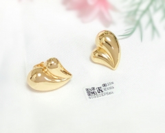 Glossy heart shiny earring