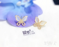 Gorgeous butterfly stud earring