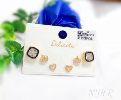 Irregular model shiny earring