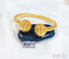 Hollow ball trendy bangle