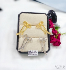 Bow fine stud earring