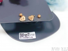 Half zircon half glossy heart model stud earring