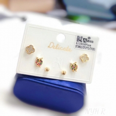 Four leaf clover/owl/ball model fashion stud earring