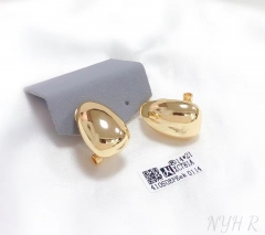 Glossy ball style gold/silver color earring