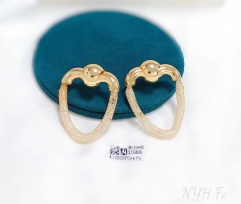 Exquisite hoop model fine stud earring