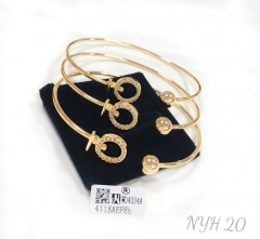 Exquisite fashion bracelet set