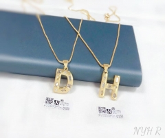 Customized name D/H with zircon necklace