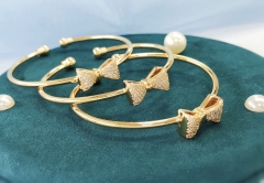 Bracelet Set Polished Artificial Gem Bow