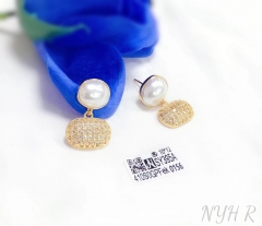 Gorgeous style pendant pearl stud earring