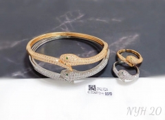 Green eye snake model shiny bangle ring set