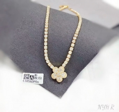 Full diamond flower shape dazzling necklace