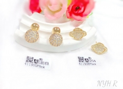 Ball/planet model simple zircon stud earring