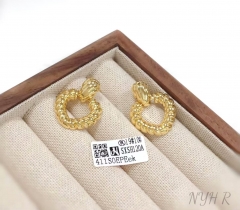 Twist curl hollow style fine stud earring