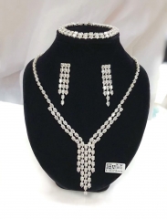 Full diamond dazzling jewelry set